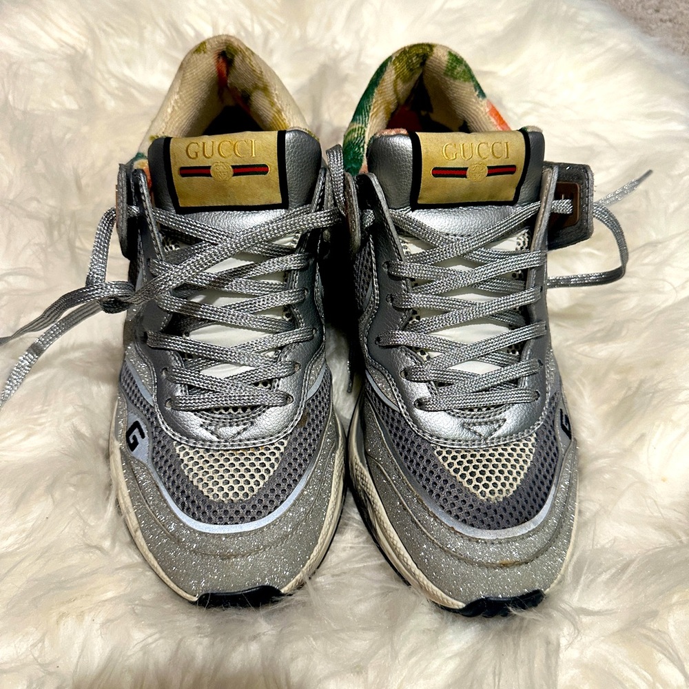 Gucci sneakers